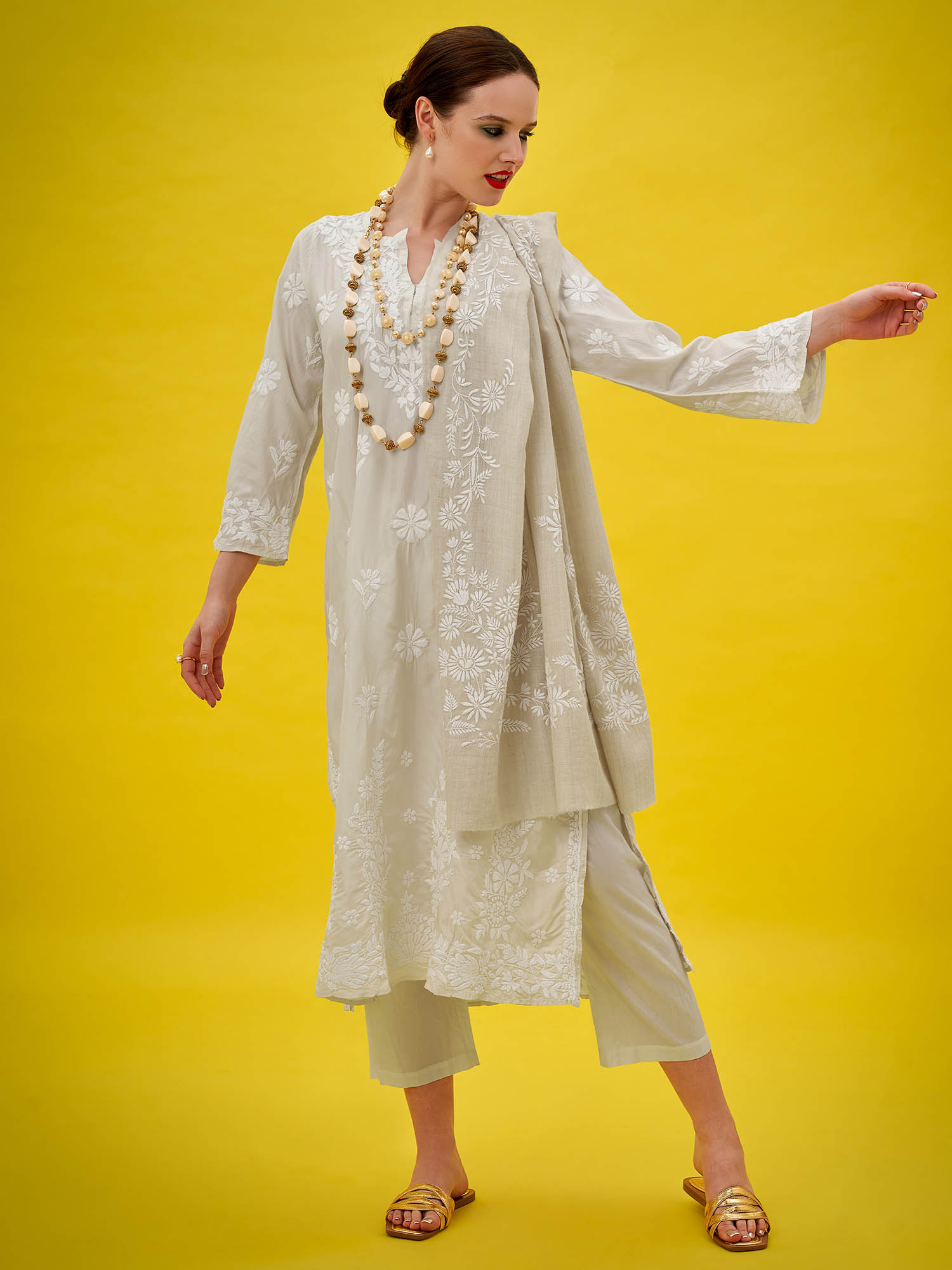 Najma ki shawl 