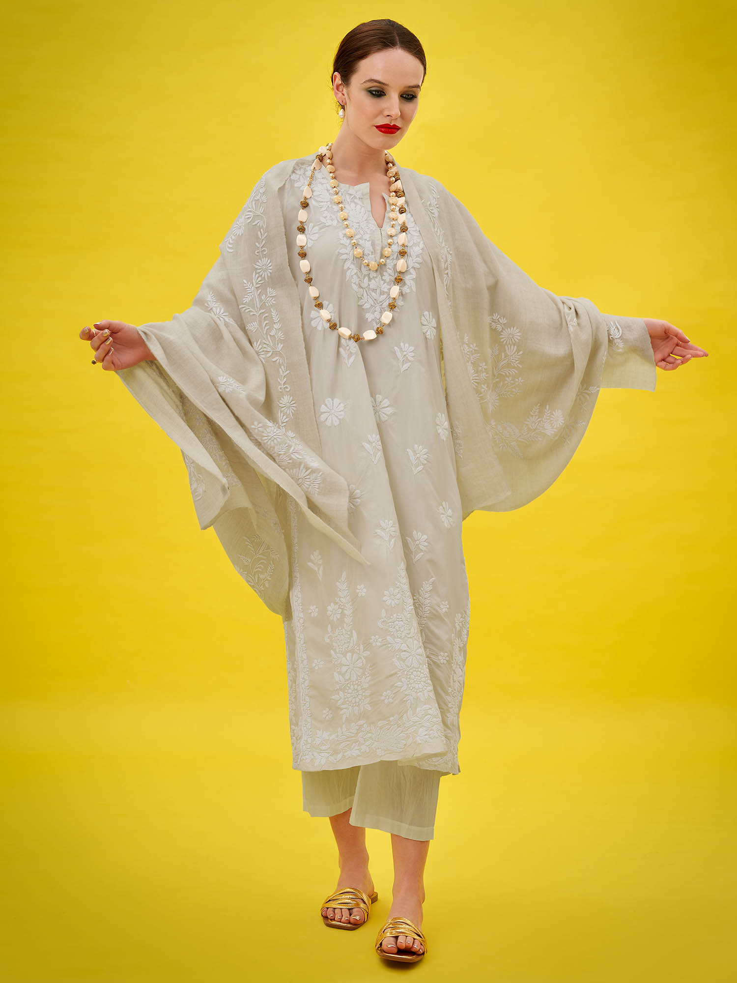 Najma ki shawl 