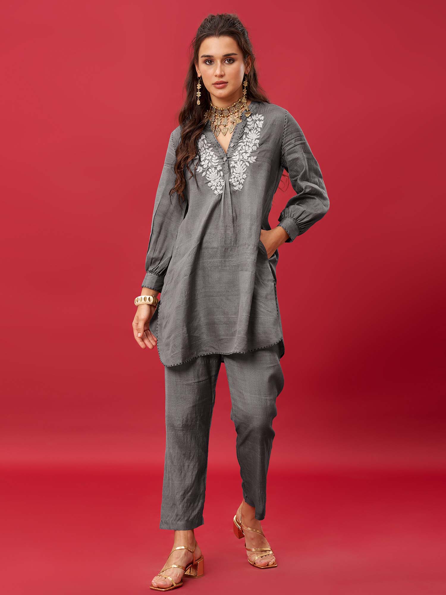 YUKO HANDLOOM SILK TWIN SET
